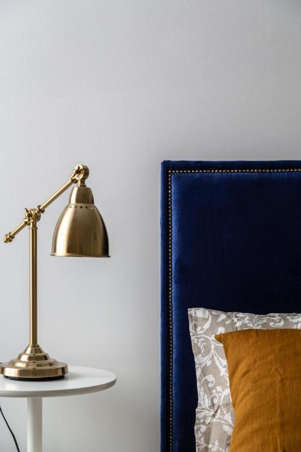 Chic, Captivating Space Budapest Bagian luar foto